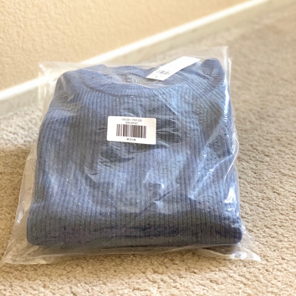 ABERCROMBIE textured crew neck sweater - Picture 7 of 7